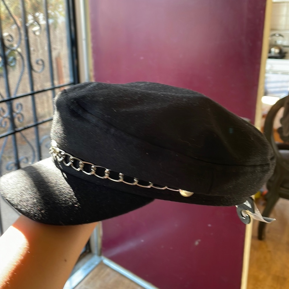 Hot topic chain Hat